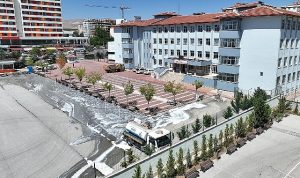 Selçuklu’da okullar eğitime hazır hale getiriliyor