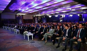 Dünya Liderleri Uludağ Ekonomi Zirvesi’nde! Uludağ Ekonomi Zirvesi’nin açılış konuşmasını Hazine ve Maliye Bakanı Mehmet Şimşek yapacak