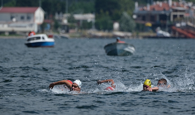Büyükakın: Körfez su sporlarının merkezi olacak