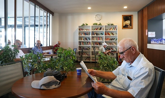 Antalya Büyükşehir Emekliler Kahvesi emeklilere nefes aldırıyor
