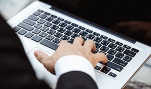 Klavye Tuşlarının Sesinden Şifreler ve Konuşmalar Çalınabiliyor