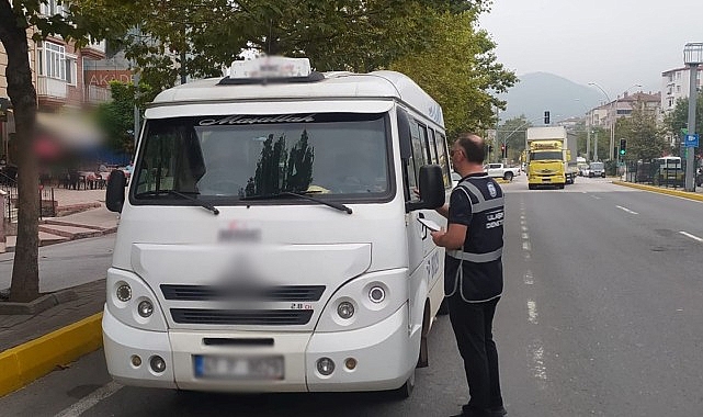 Kocaeli Büyükşehir’den servis araçlarına sıkı denetim