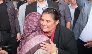 Aydın Büyükşehir Belediye Başkanı Özlem Çerçioğlu Sökeli vatandaşlarla buluştu.