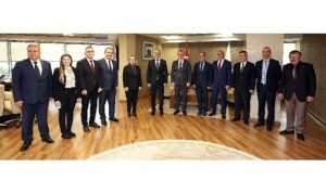 Başkan Büyükakın, “Öğretmenlerimize şükran borçluyuz”