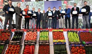 Kumluca Toptancı Halleri sezon açılışı gerçekleşti