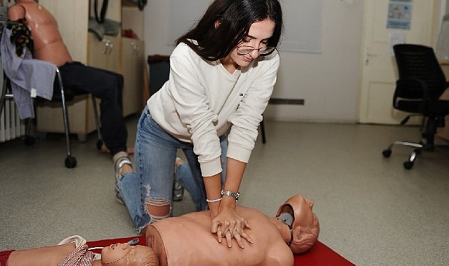 Karşıyaka’da 1 yılda 116 ilk yardım eğitimi düzenlendi