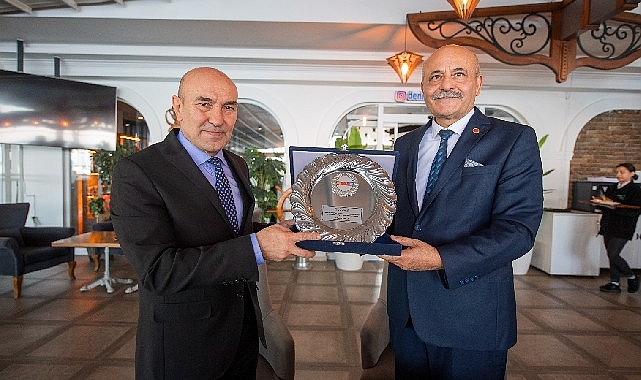 Sivil toplumdan tam destek Soyer:  “Türkiye’de vaat ettiğinin yüzde 87’sini gerçekleştiren bir belediye yok”