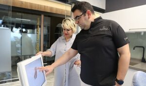 Yaşlanmayı önleyen diş tedavi yöntemleri