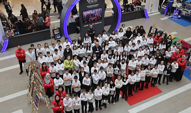 Başkan Sandıkçı: ” Türkiye Yüzyılı’nda çağa yön veren nesilleri yetiştiriyoruz”