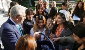 EÜ’de eğitim alan Orhun Değişim Programı öğrencileri ülkelerine törenle uğurlandı