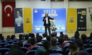 Konya Büyükşehir Belediyesi’nin İlçelerdeki Şehir Konferansları Devam Ediyor