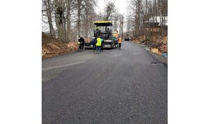 Teleferiğin son durağına otopark ve yol