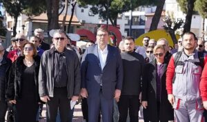 Depremde hayatını kaybedenler Seferihisar’da anıldı