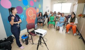 Gaziemirli anne adayları, Gebe Okulu’nda doğuma hazırlanıyor