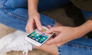 Sosyal medyada çocukların dijital kimliğini korumanın 7 yolu