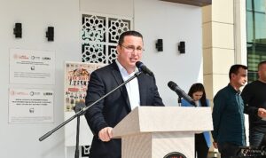 Mustafakemalpaşa’ya Kazandırılan Hibe Araçlar Teslim Alındı