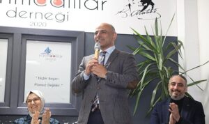 Yarımcalılar’dan Başkan Söğüt’e meşaleli karşılama