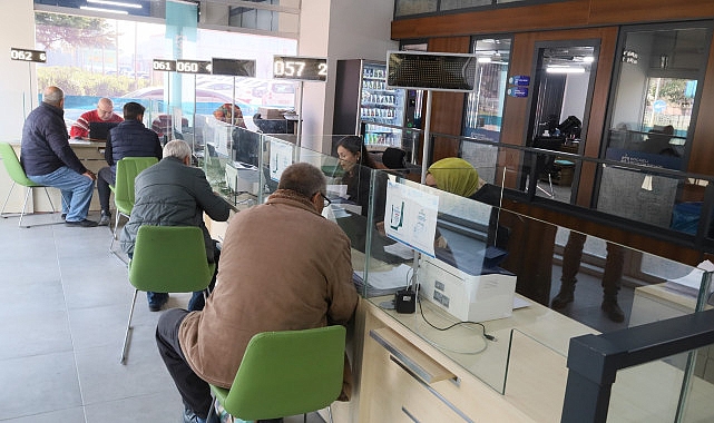 Büyükşehir’in gübre desteğine çiftçilerden yoğun ilgi