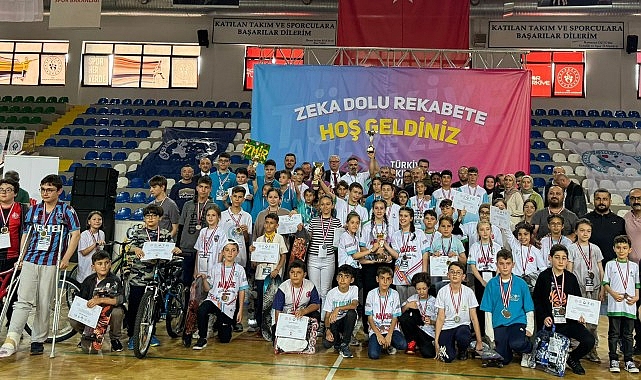 Akıl ve Zeka Oyunları Finalleri’nde Damga Vurdular