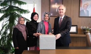 Anneler Günü Kampanyası ve Hediyenin Sahibi