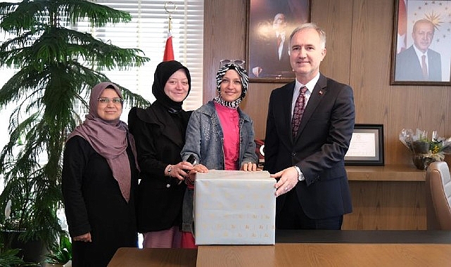 Anneler Günü Kampanyası ve Hediyenin Sahibi