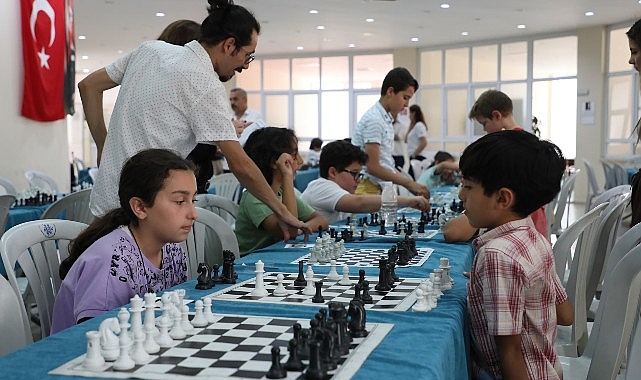 Aydın Büyükşehir Belediye Başkanı Özlem Çerçioğlu Gençlere Yönelik Kültür Merkezi Etkinliklerini Değerlendirdi