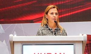 Canlı Cerrahi Sempozyumu: Göz Doktorlarının Buluşması