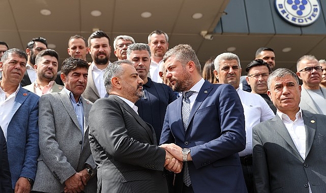 CHP İzmir İl Başkanı ve Buca Belediye Başkanı Arasındaki İş Birliği