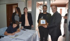 Edremit Belediyesi Can Dostlara Destek Olmaya Devam Ediyor