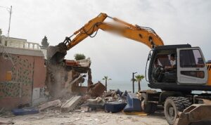 Edremit Belediyesi Kaçak Yapılarla Mücadele Ediyor