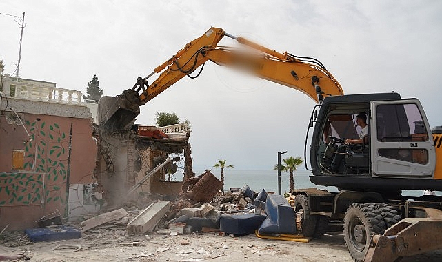 Edremit Belediyesi Kaçak Yapılarla Mücadele Ediyor