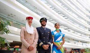 Emirates Grubu ve Havayolu Performansı 2023-24