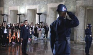 Gündüz Bakımevlerinden 468 Çocuk, Anıtkabir’de Ata’nın Huzuruna Çıktı