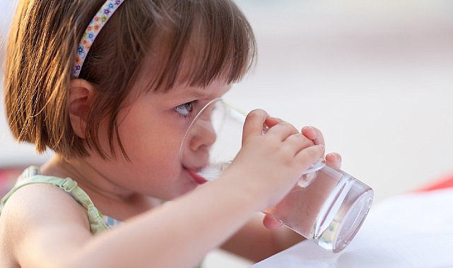 İshal Nedir? Nedenleri, Belirtileri, Tedavisi ve Önlemleri