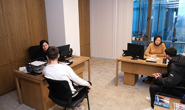 İstihdam Merkezi: İş Arayanlar ve İşverenler Buluşuyor