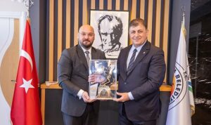 İzmir Büyükşehir Belediye Başkanı Samsun’da Ziyaretlerde Bulundu