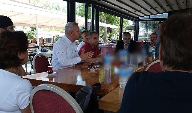 Kemer Belediyesi Deniz Kafe’de Esnaf Toplantısı Gerçekleştirildi