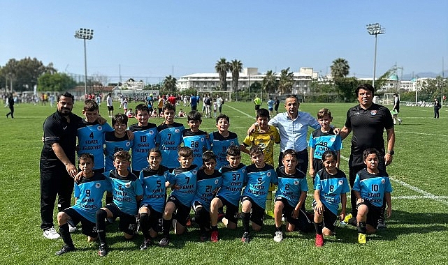 Kemer Belediyesi Futbol Okulu Turnuvada Başarılı Sonuçlar Aldı