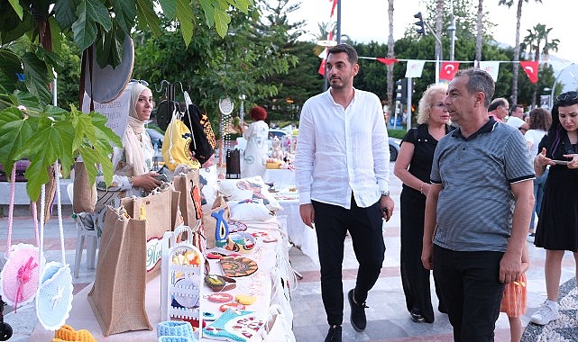 Kemer’de Açılan Mayıs Ayı Kermesi Büyük İlgi Görüyor