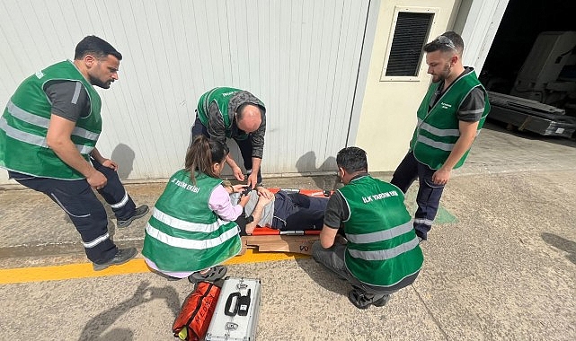 Kocaeli İtfaiyesi, Endüstriyel Tesislerde Acil Durum Ekiplerini Eğitiyor