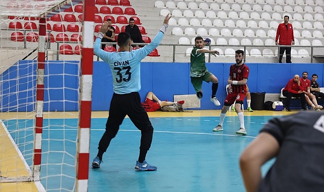 Nilüfer Belediyespor Erkek Hentbol Takımı Sezona Dördüncülükle Veda Etti