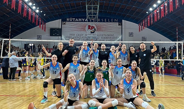 Nilüfer Belediyespor Yıldız Kızlar Voleybol Takımı Play-off Grupta Zirvede