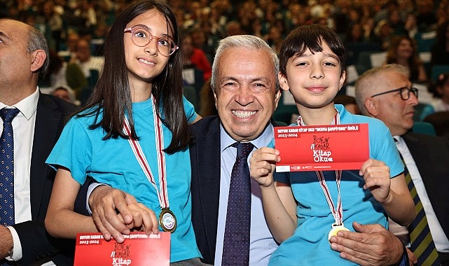 Nilüfer’de Kitap Okuma Seferberliği: ‘Boyun Kadar Kitap Oku’ Projesi