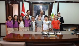 Uğur Okulları Öğrencileri Kemer Belediyesi’ni Ziyaret Etti