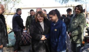 Başkan Gençay’dan Evi Yanan Aileye Yardım Eli