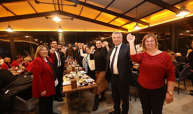 Güzelbahçe Siyaseti Dostluk Yemeğinde Bir Araya Geldi