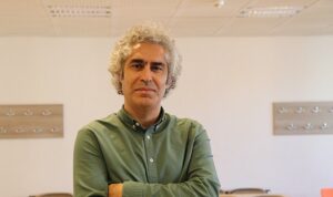 Karlı havada güvenli sürüş için uzmanından önemli tavsiyeler!