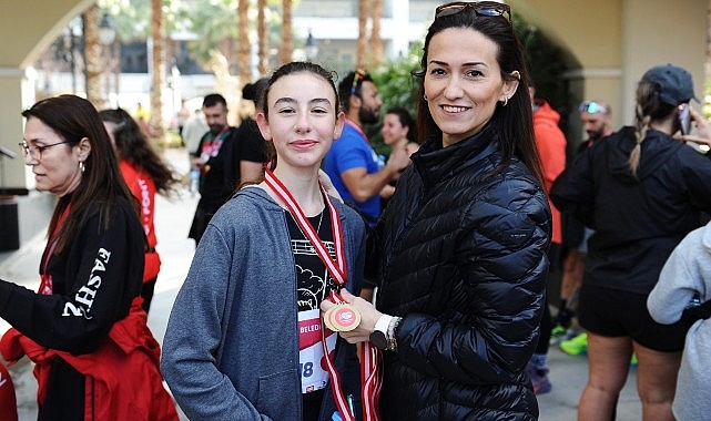 Karşıyaka’da yürekleri ısıtan koşu!