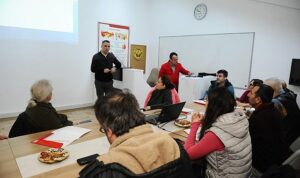 Karşıyaka’nın ‘Mahalle Afet Gönüllüleri’ eğitime başladı