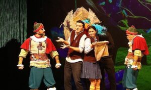 Konya Şehir Tiyatrosu’ndan Minik Seyircilere Keyifli Bir Oyun: “Hiçu’da Yolculuk”